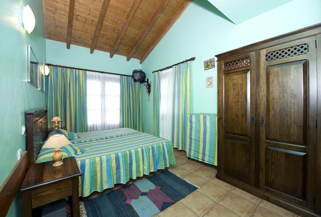 Agroturismo Ordaola アロンソテギ エクステリア 写真